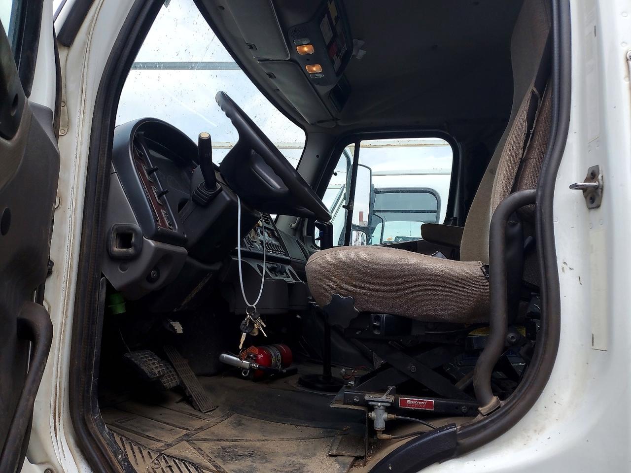 1FVHG5BS8CHBW1784 · 2012 FREIGHTLINER 108SD · 7/13