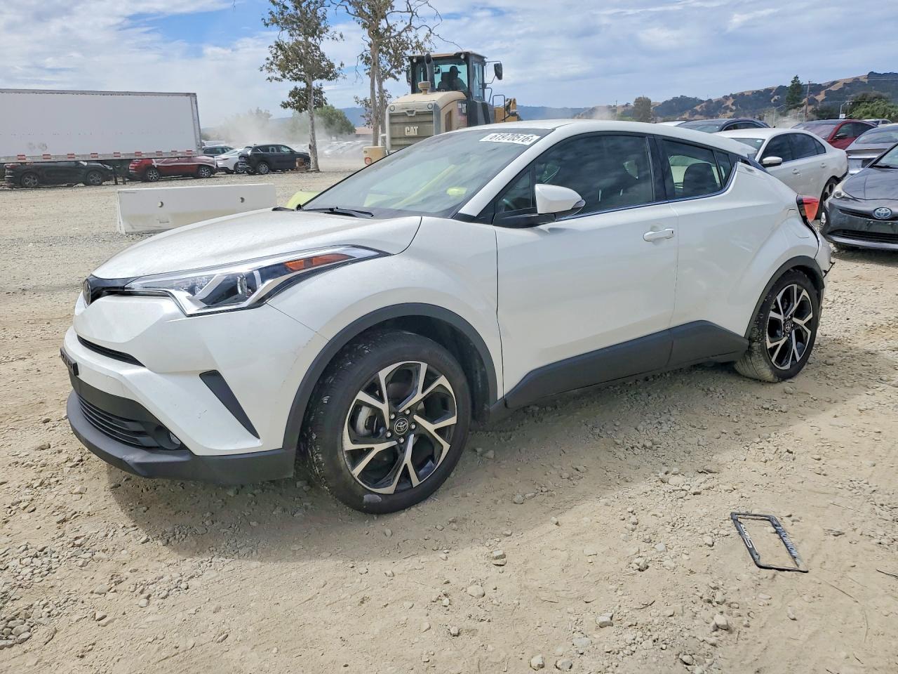 JTNKHMBX7K1062300 · 2019 TOYOTA C-HR