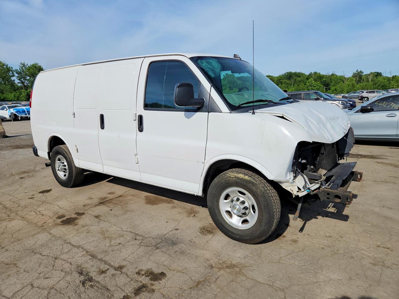 1GCWGAFP2M1191422 · 2021 CHEVROLET EXPRESS G2500 · 4/13