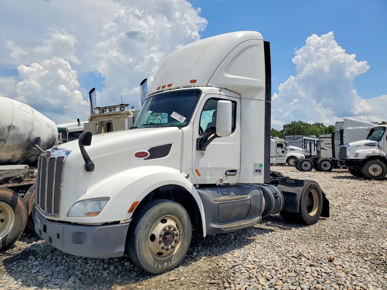 1XPBA48X5KD622134 · 2019 PETERBILT 579