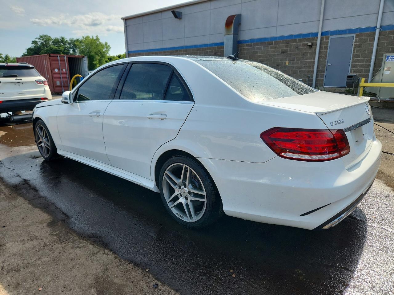 WDDHF8JB4EB073230 · 2014 MERCEDES-BENZ E · 2/13