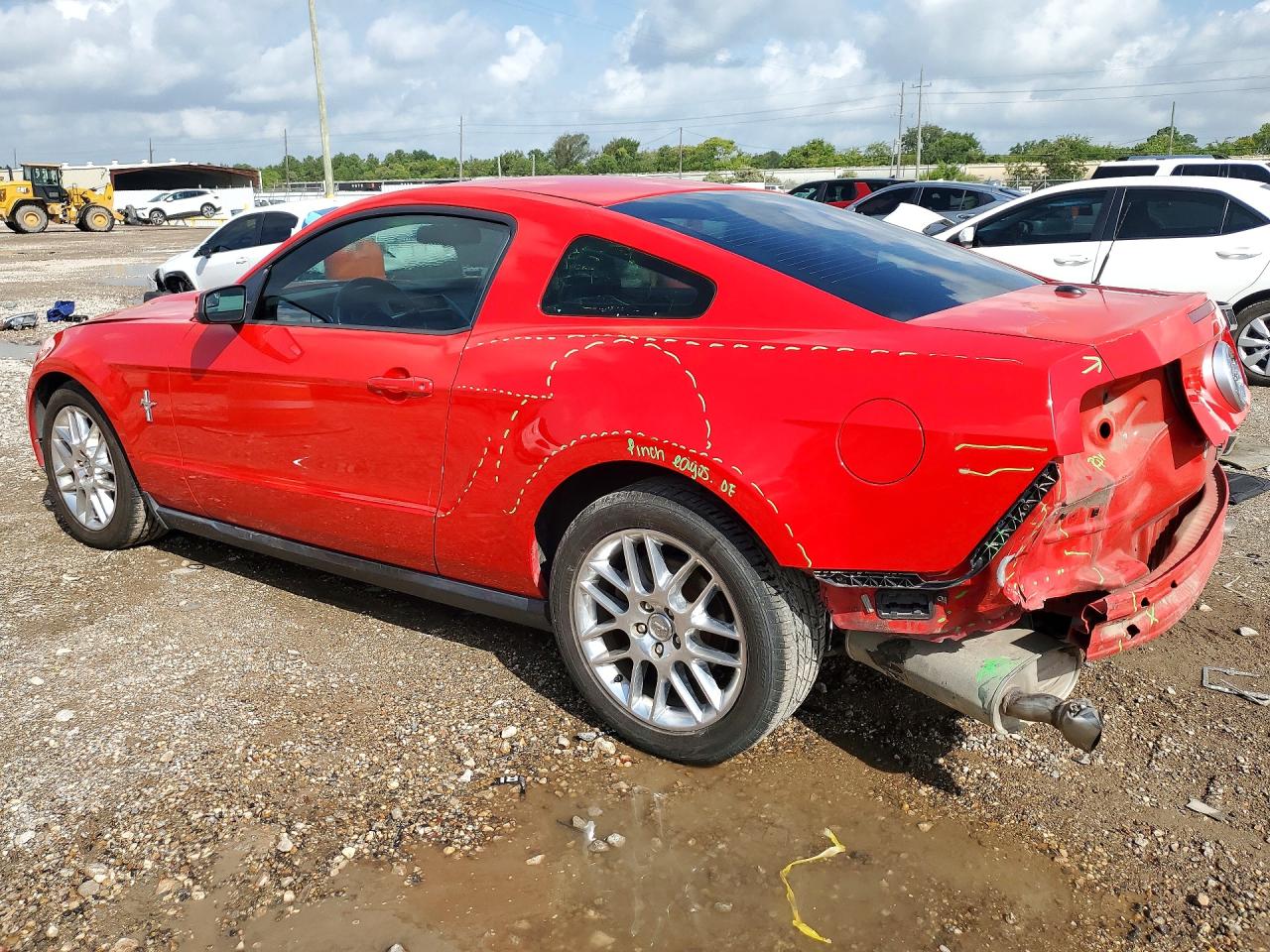 1ZVBP8AM2C5214691 · 2012 FORD MUSTANG · 2/13