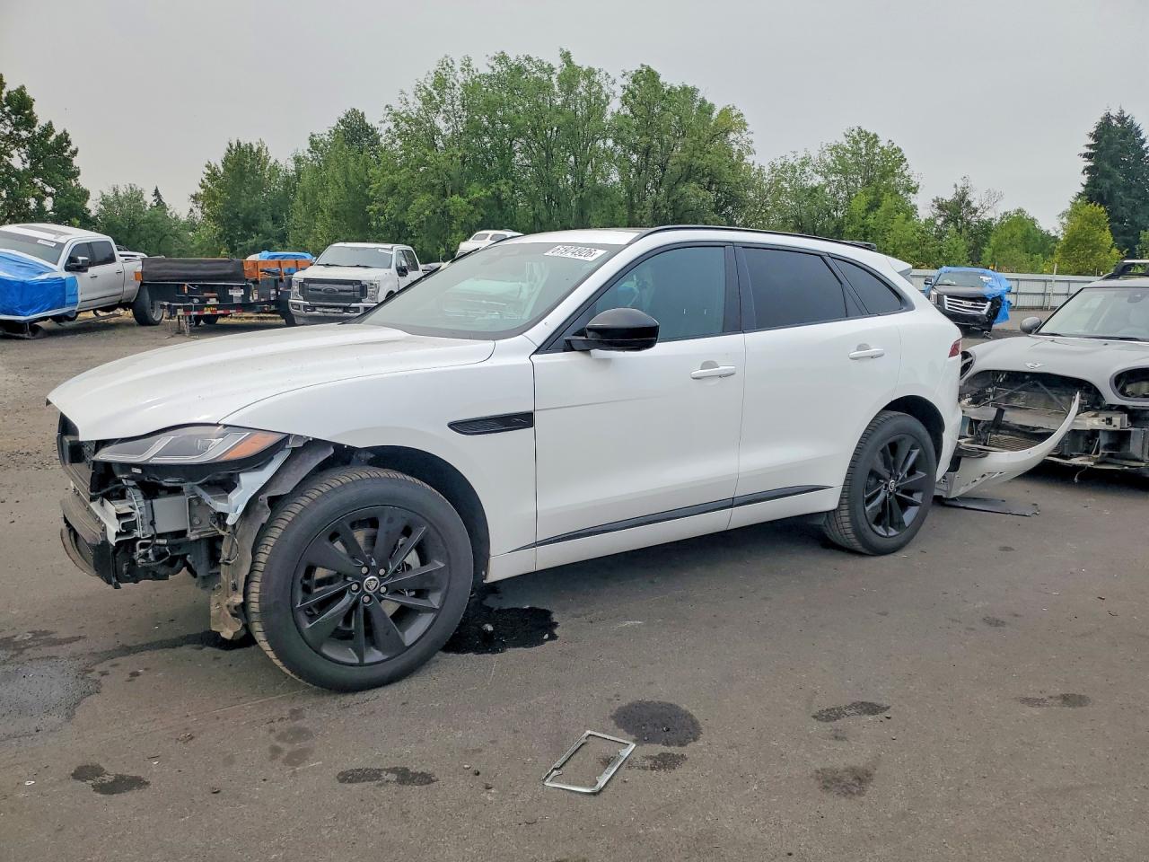 SADCT2EX2SA747557 · 2025 JAGUAR F-PACE