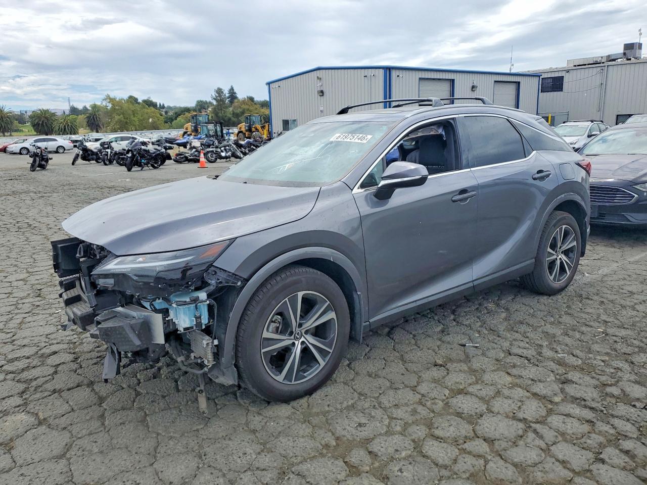 2T2BBMCAXPC004597 · 2023 LEXUS RX 350H