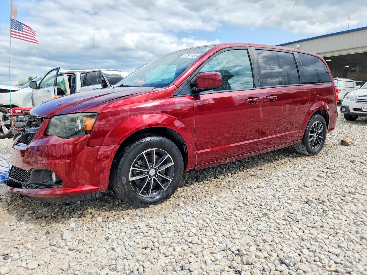 2C4RDGCG1JR191609 · 2018 DODGE GRAND CARAVAN