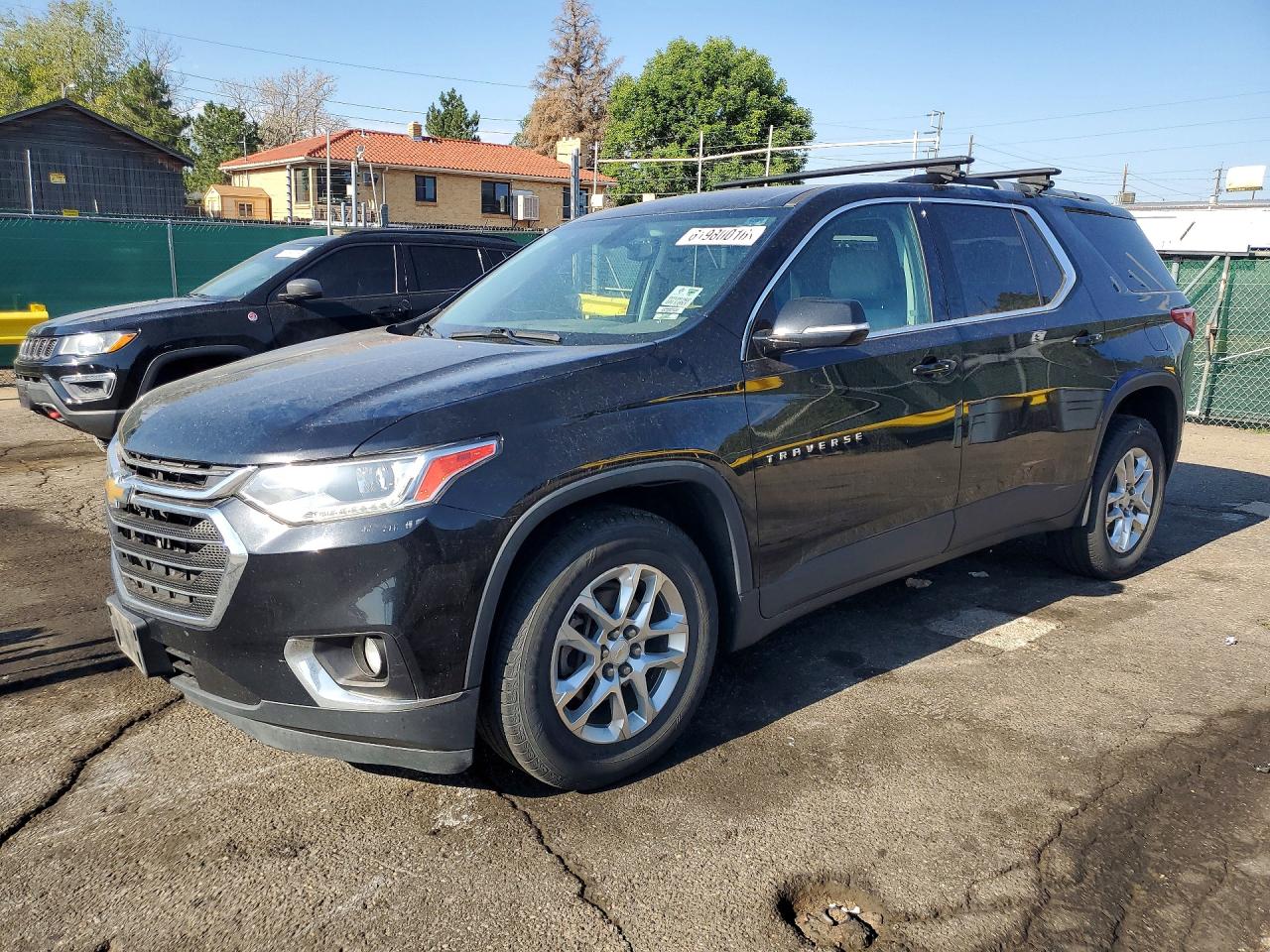 1GNEVGKW5JJ100597 · 2018 CHEVROLET TRAVERSE
