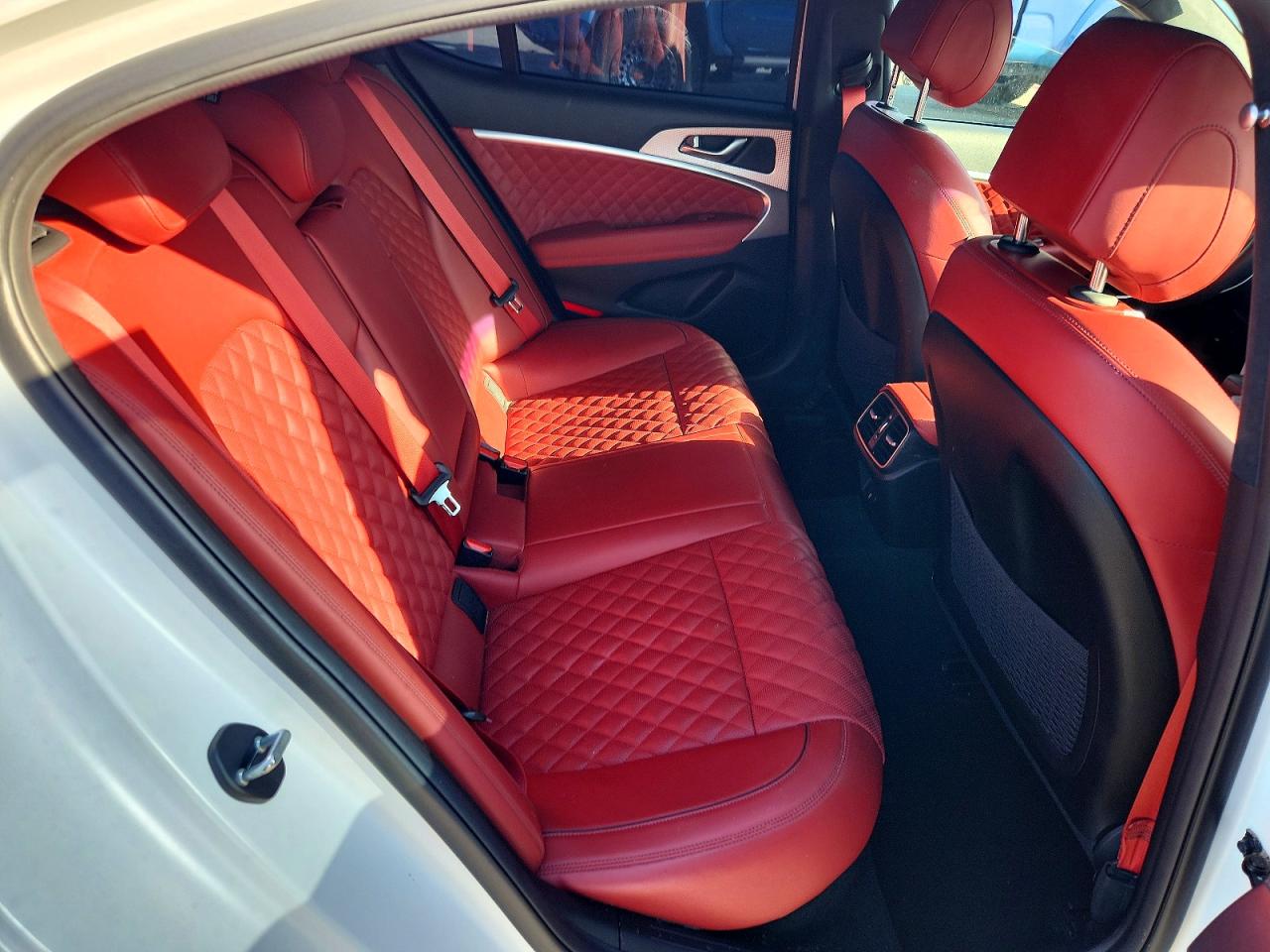 KMTG54TE6PU123885 · 2023 GENESIS G70 · 6/10
