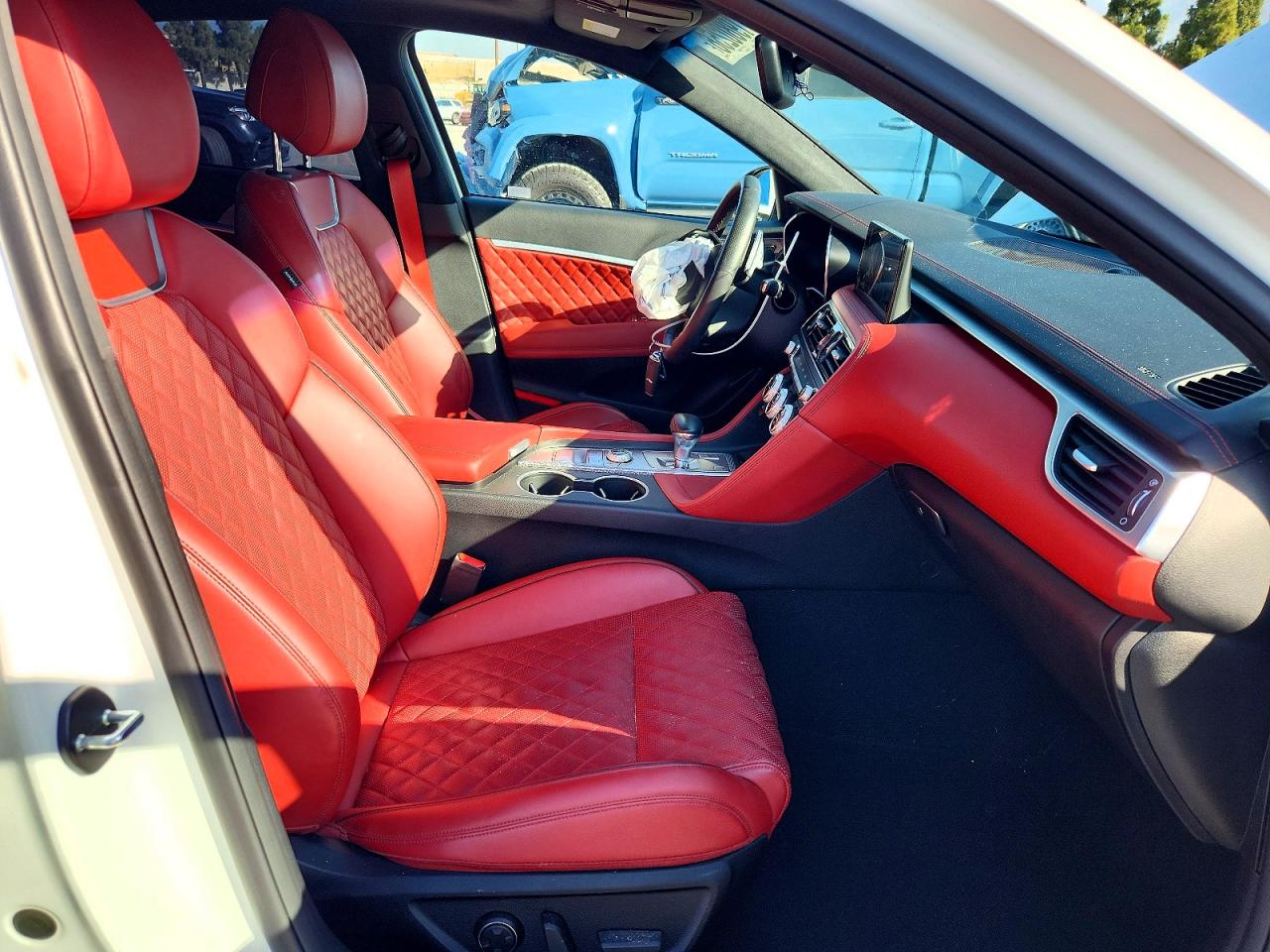 KMTG54TE6PU123885 · 2023 GENESIS G70 · 5/10