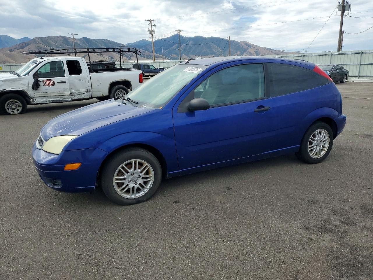 3FAHP31N15R161996 · 2005 FORD FOCUS
