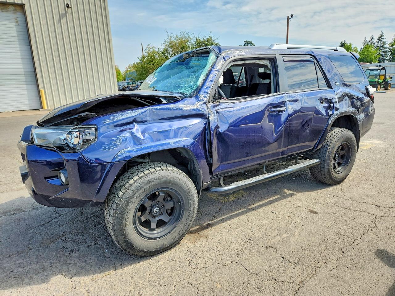 JTEBU5JR3J5604195 · 2018 TOYOTA 4RUNNER