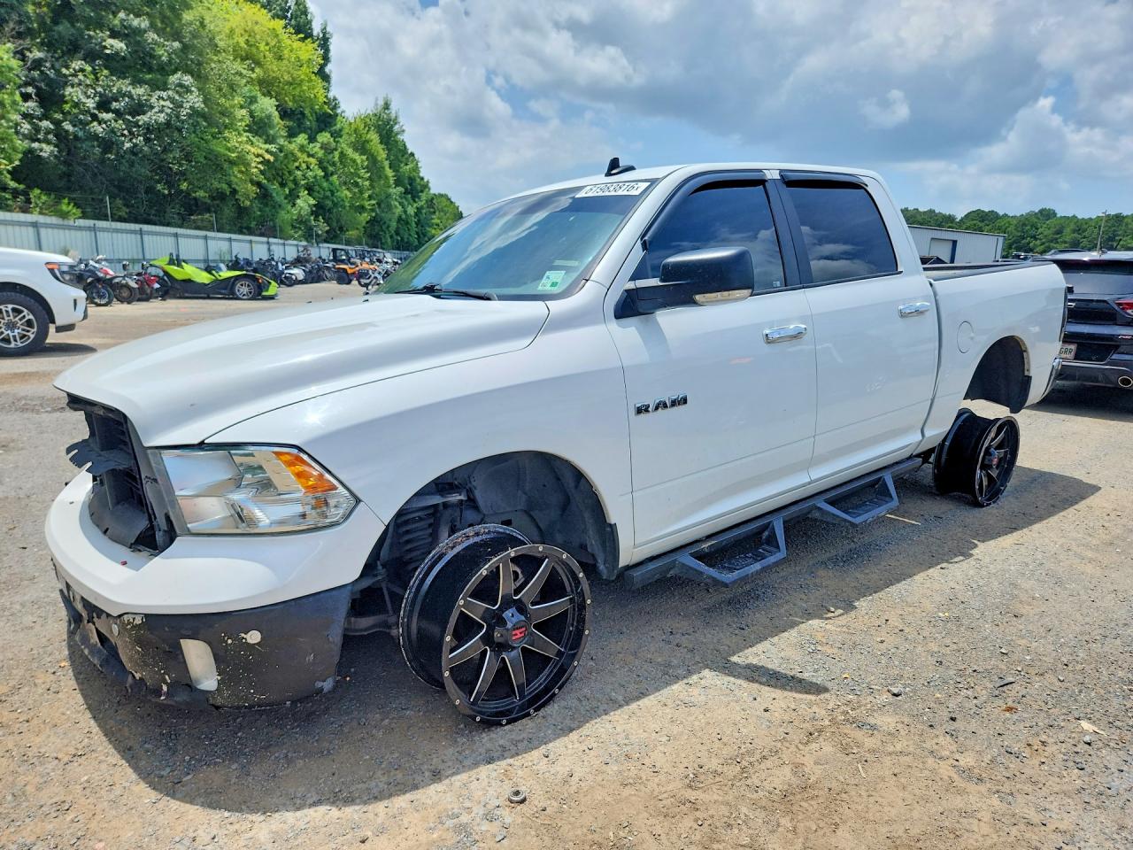 3C6RR7LG1JG196033 · 2018 RAM 1500