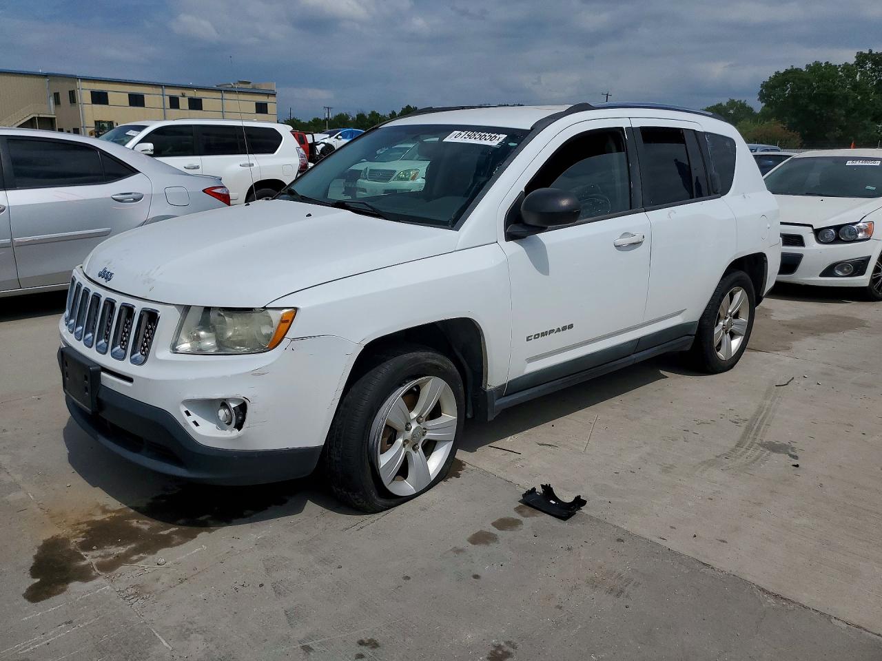 1J4NF1FB3BD244413 · 2011 JEEP COMPASS