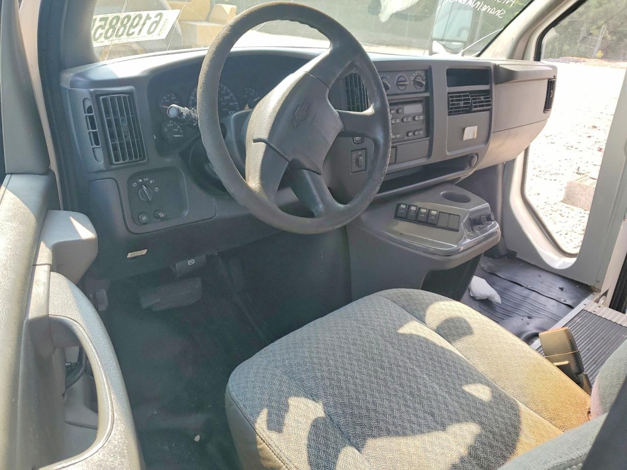 1GBJG31U531116087 · 2003 CHEVROLET EXPRESS G3500 · 8/13