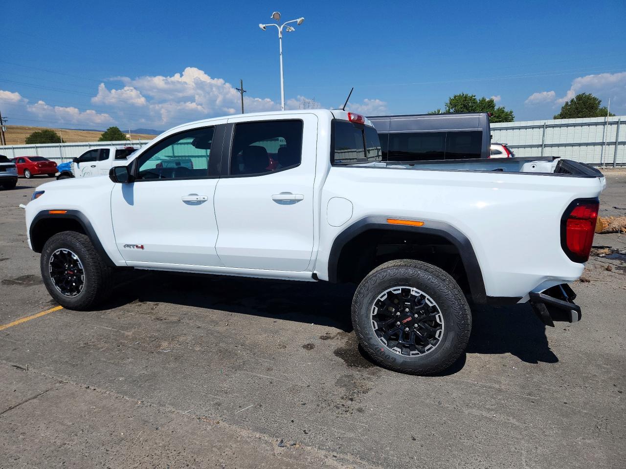 1GTP2DEK1T1246516 · 2026 GMC CANYON · 2/13