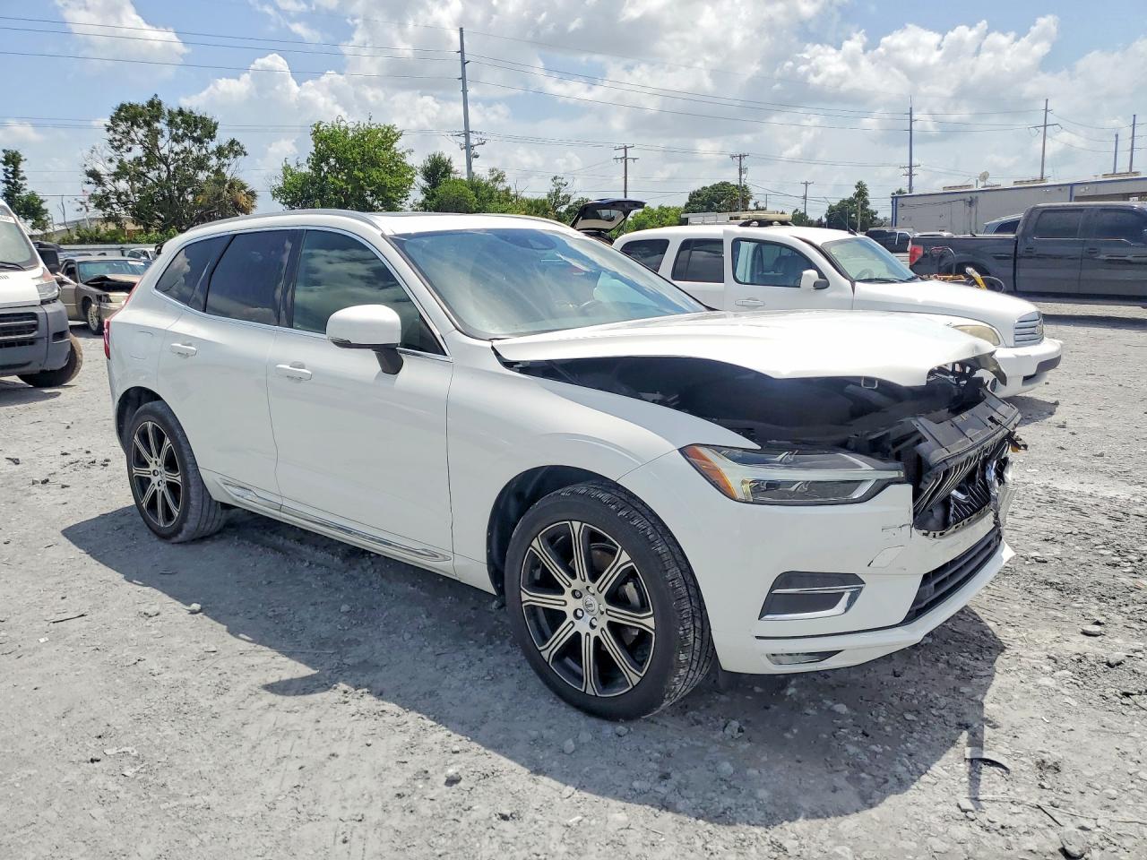 YV4102DL7L1565247 · 2020 VOLVO XC60 · 4/13