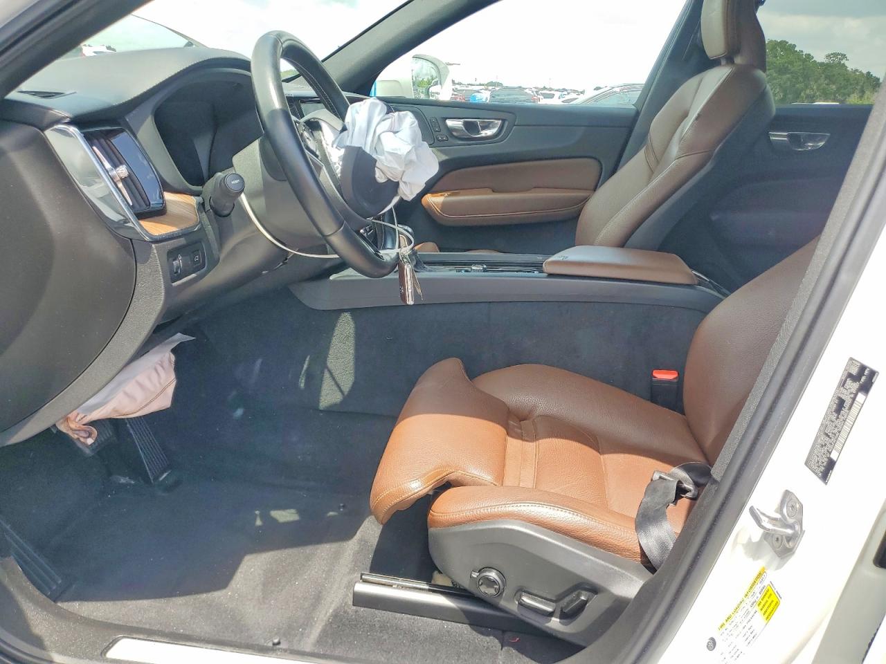 YV4102DL7L1565247 · 2020 VOLVO XC60 · 7/13
