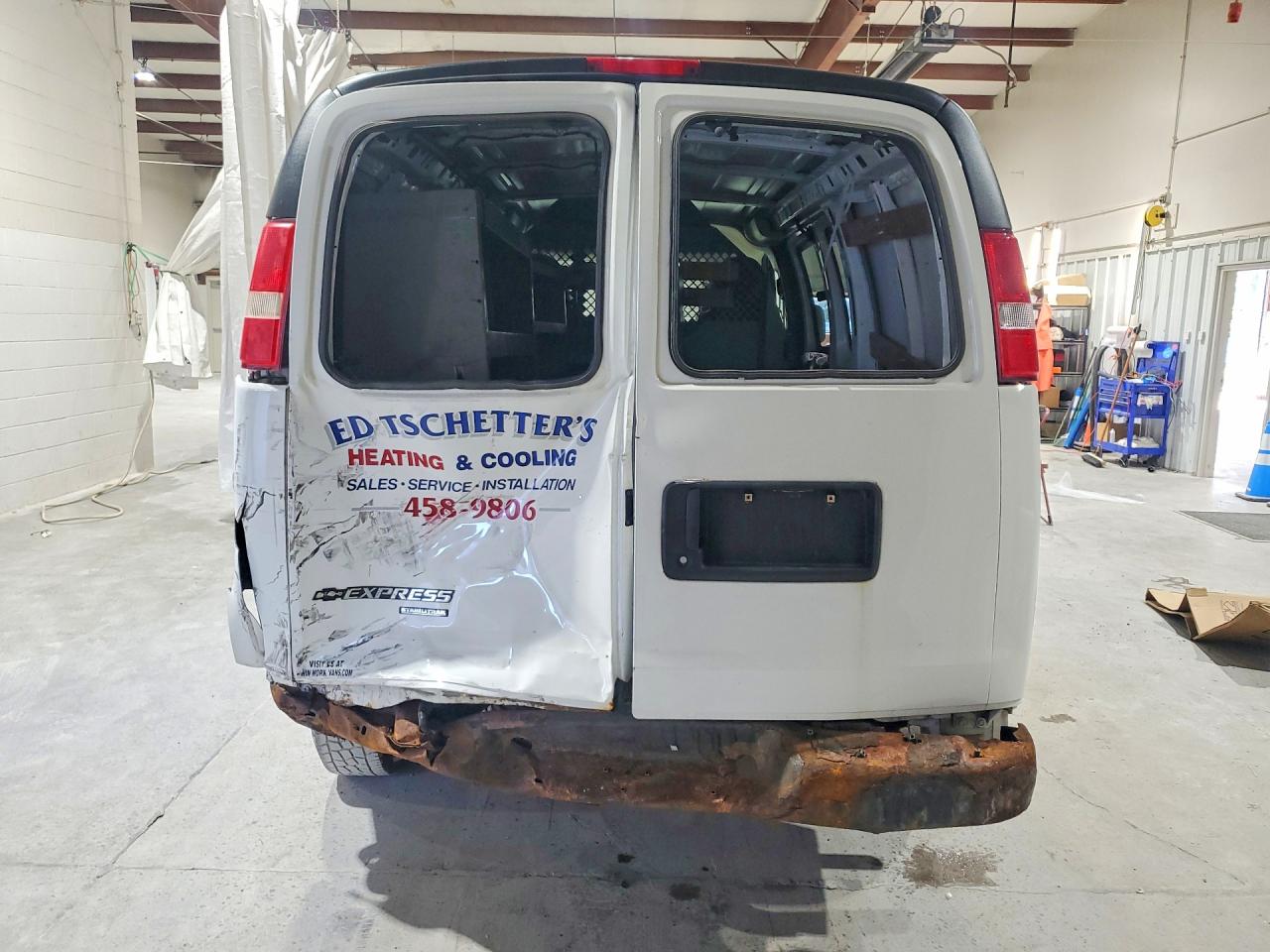 1GCWGFCF5F1286293 · 2015 CHEVROLET EXPRESS G2500 · 6/12