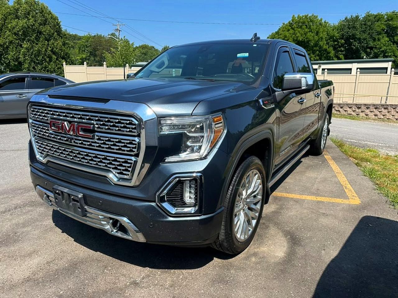 1GTU9FEL8KZ158744 · 2019 GMC SIERRA
