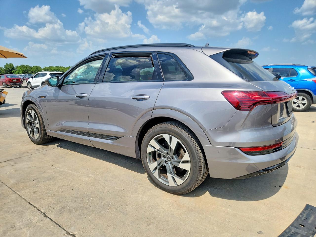 WA1AAAGE1MB022232 · 2021 AUDI E-TRON · 2/12