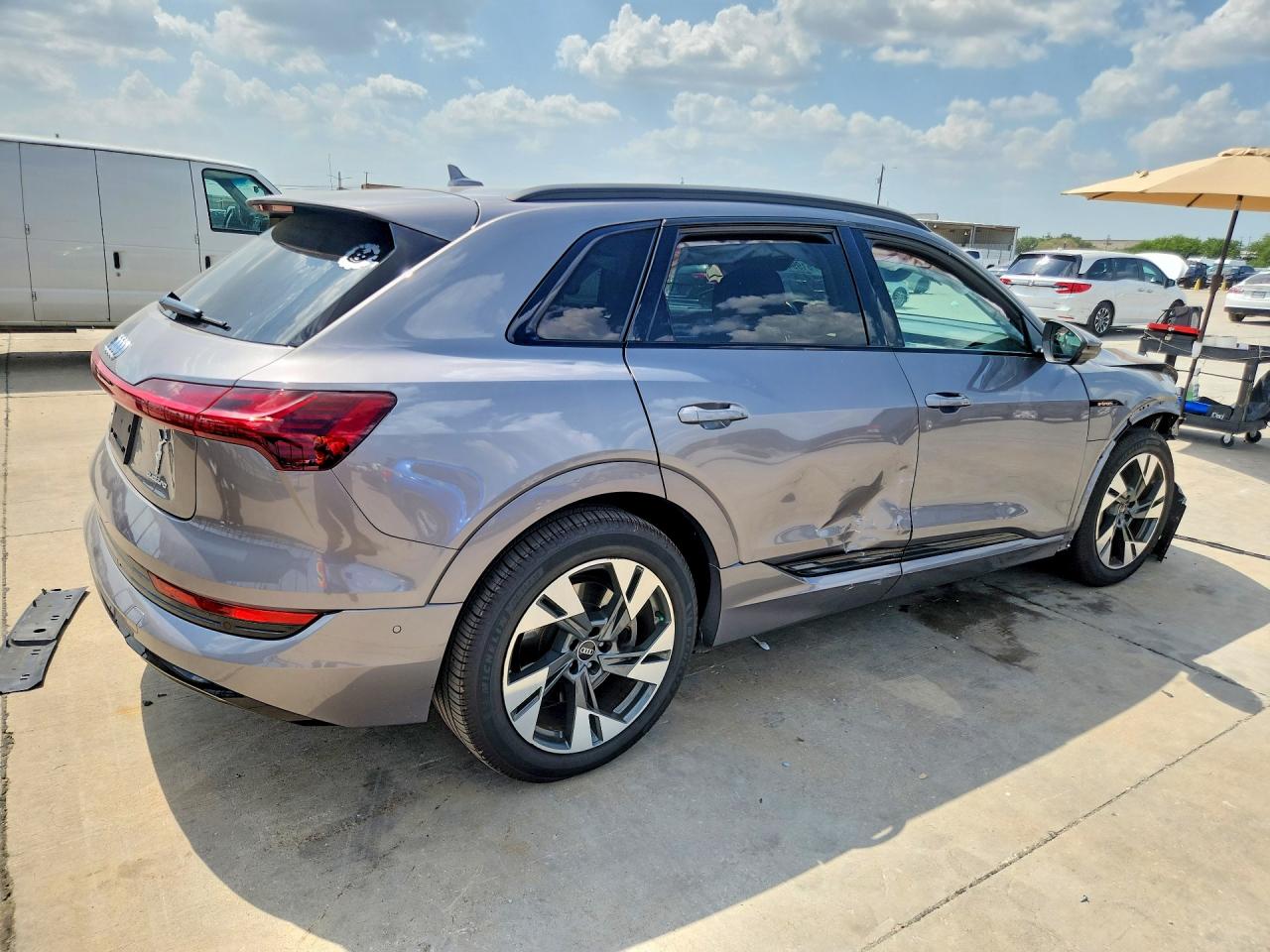 WA1AAAGE1MB022232 · 2021 AUDI E-TRON · 3/12