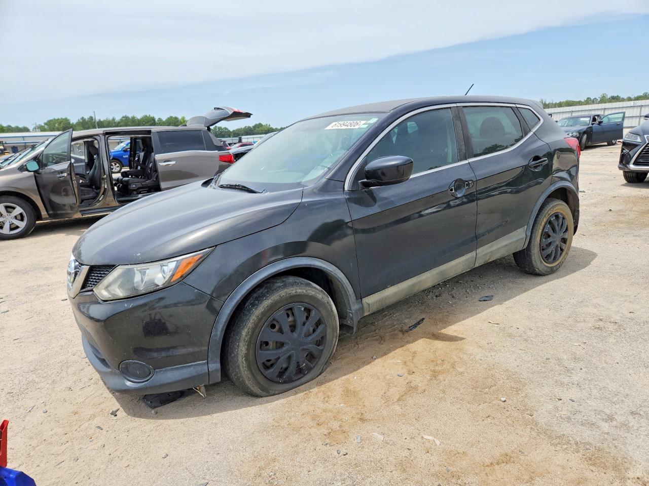 JN1BJ1CP4JW104674 · 2018 NISSAN ROGUE SPORT