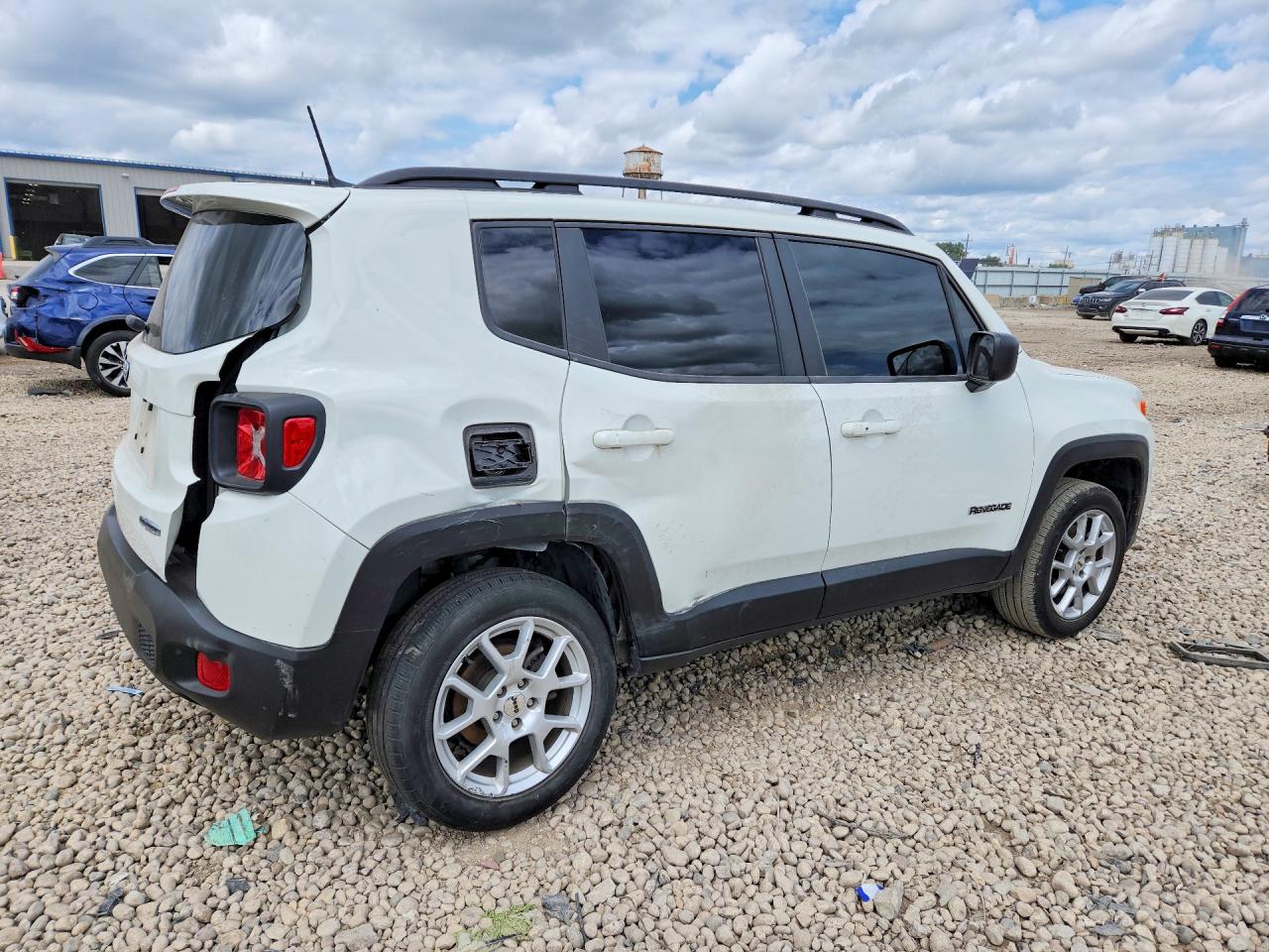 ZACNJDB10NPN62379 · 2022 JEEP RENEGADE · 3/13