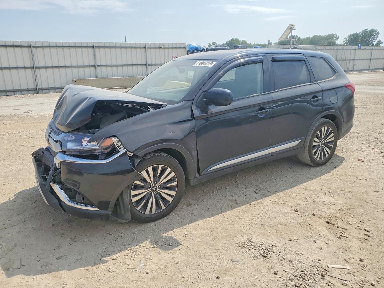 JA4AD2A32LZ005997 · 2020 MITSUBISHI OUTLANDER