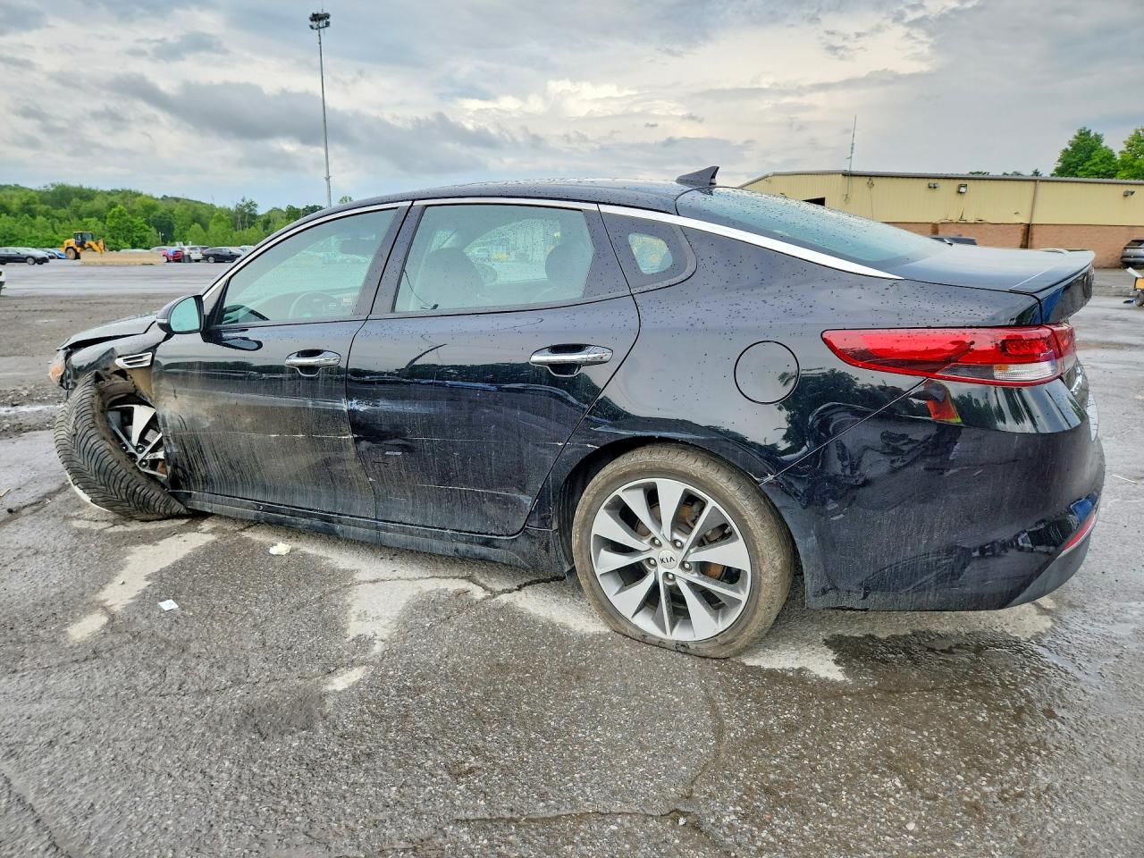 5XXGT4L39JG253742 · 2018 KIA OPTIMA · 2/12