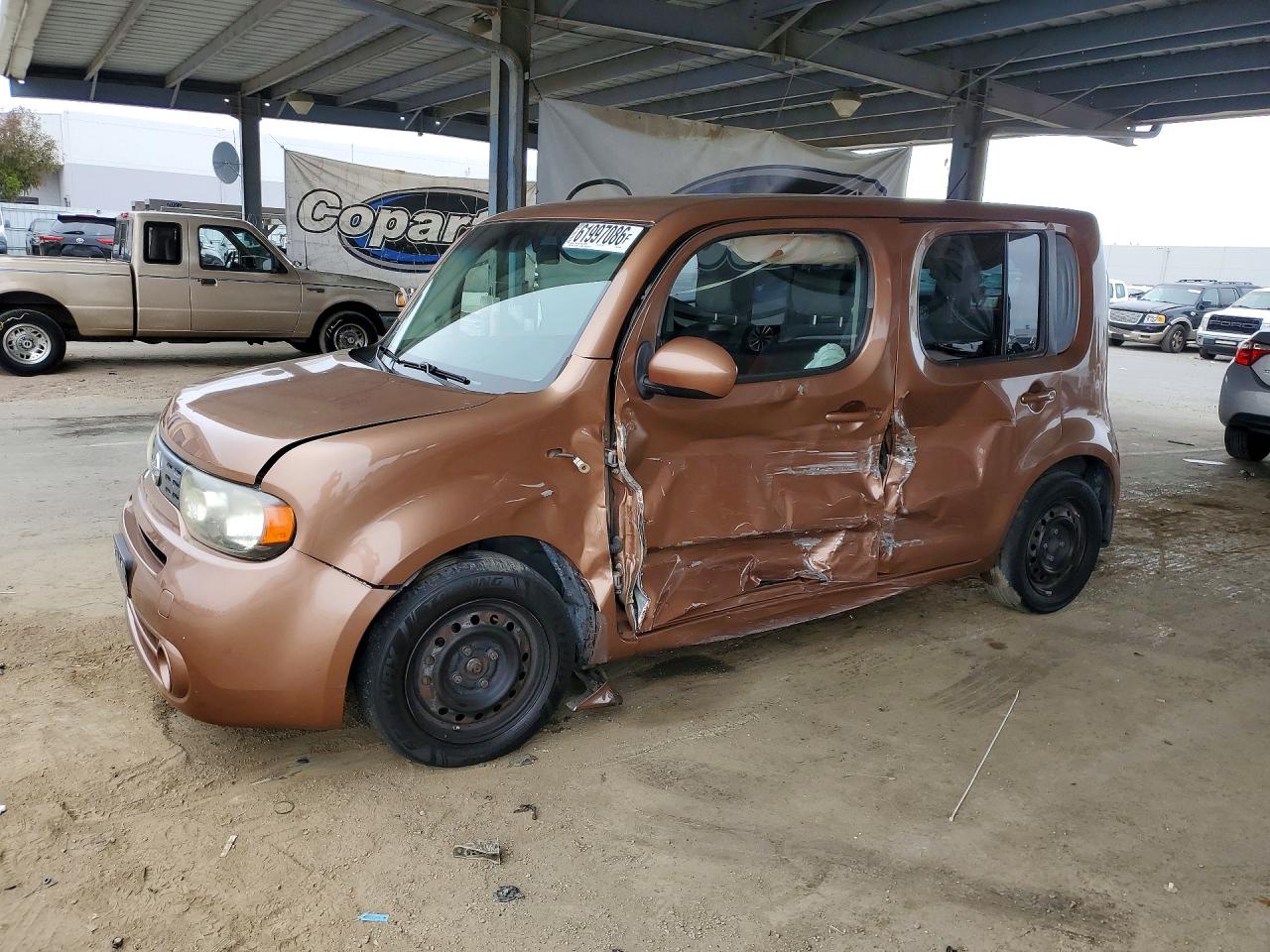 JN8AZ2KR0BT212940 · 2011 NISSAN CUBE