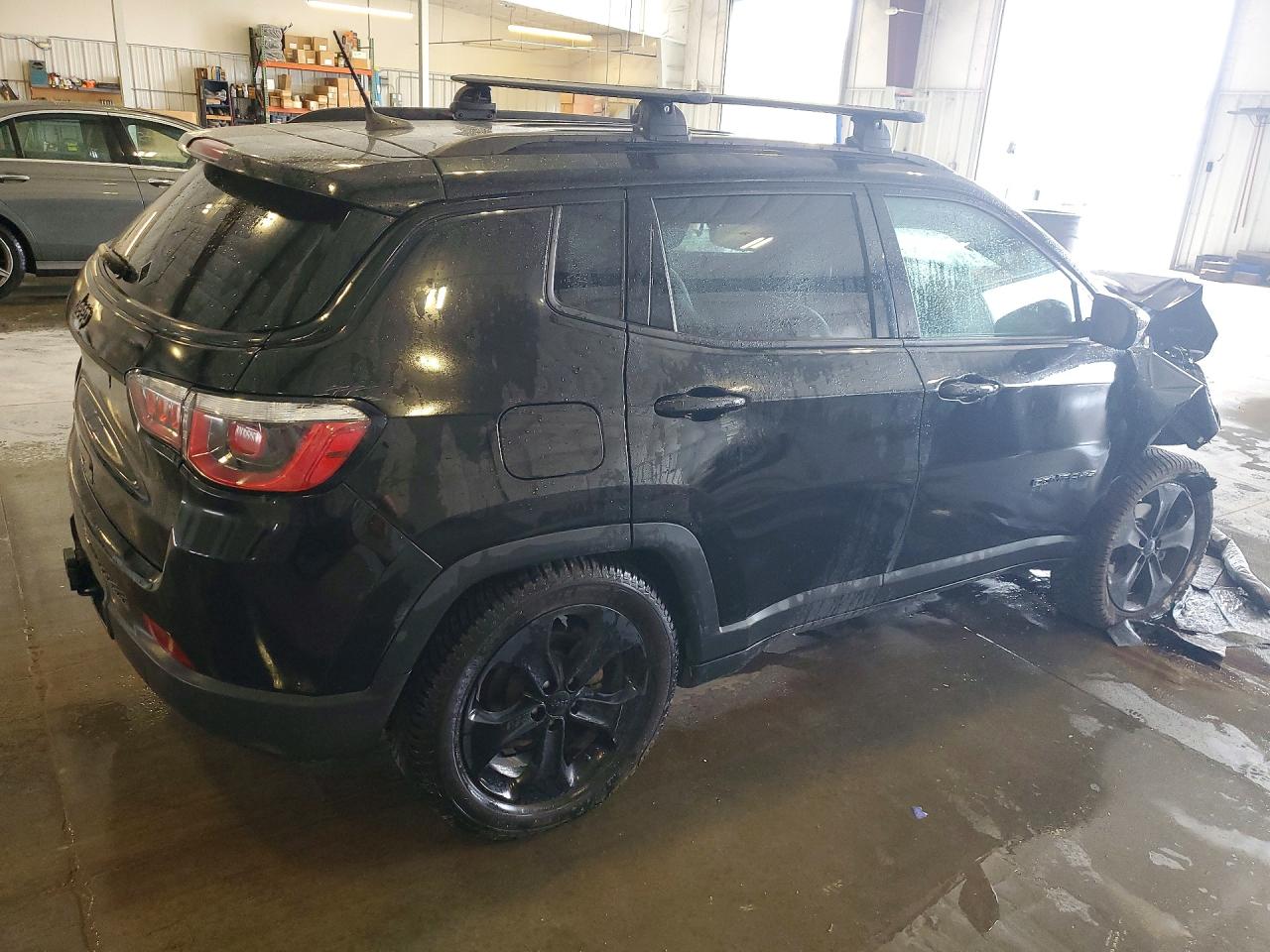 3C4NJDBB9KT599155 · 2019 JEEP COMPASS · 3/14
