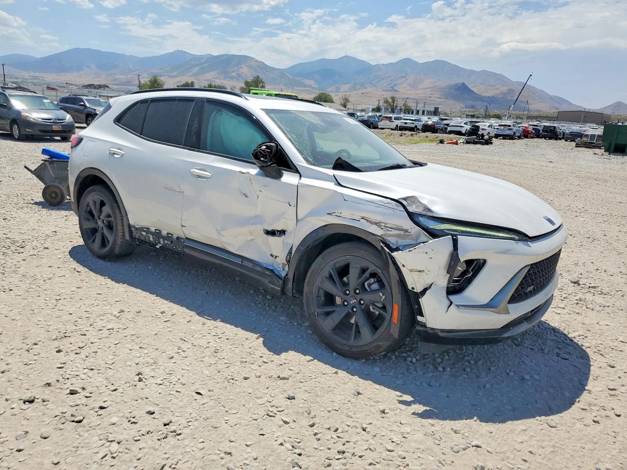 LRBFZPE46RD049065 · 2024 BUICK ENVISION · 4/12