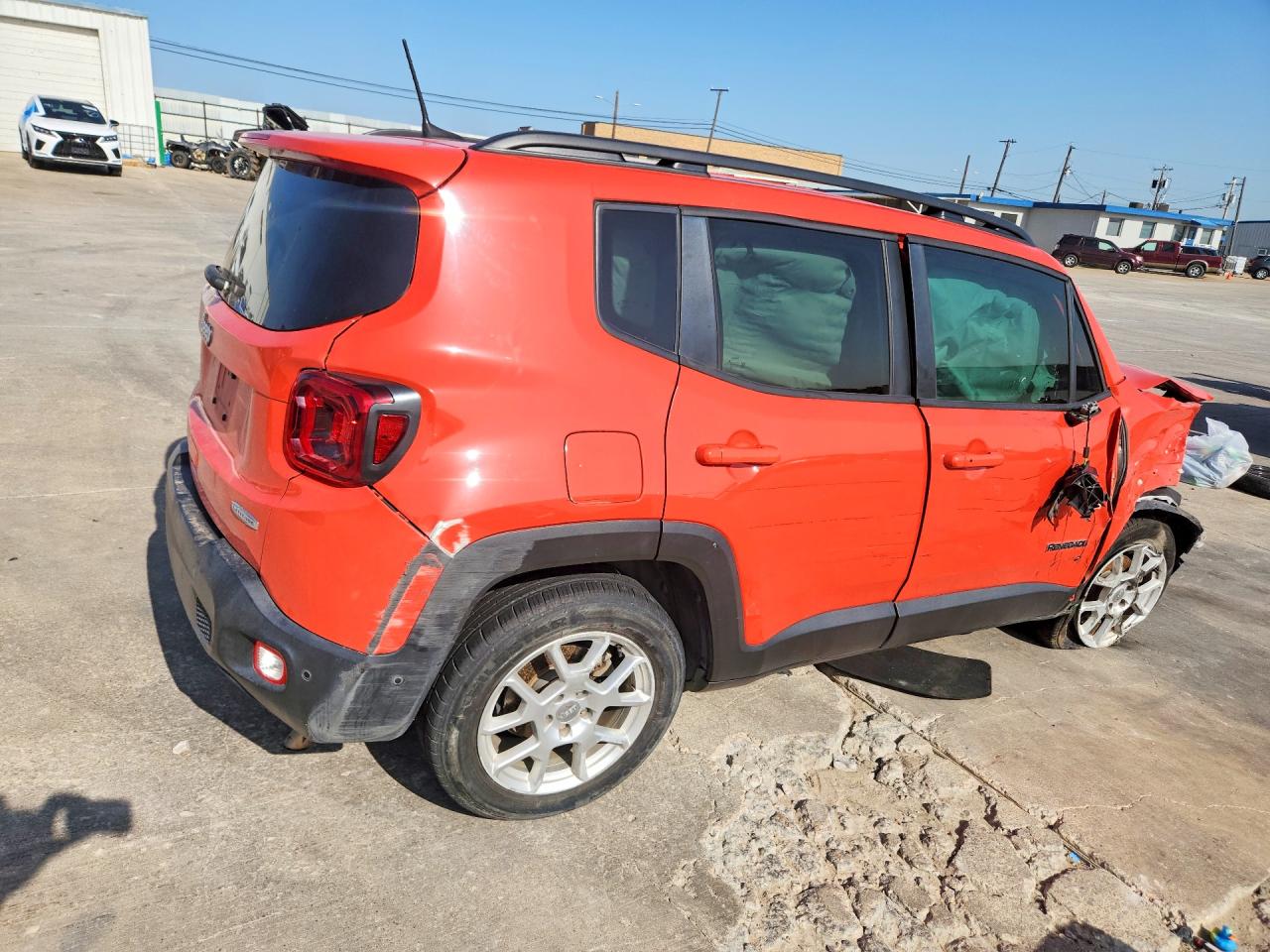 ZACNJCB12MPM24092 · 2021 JEEP RENEGADE · 3/14