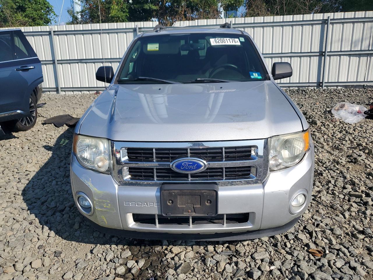 1FMCU9D73BKC11581 · 2011 FORD ESCAPE · 5/13