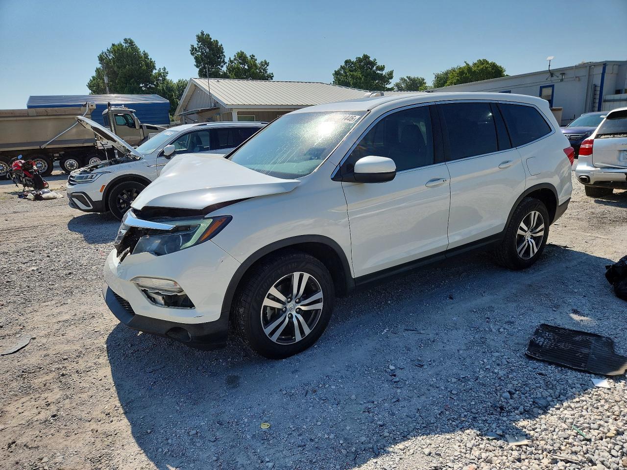 5FNYF6H52GB031198 · 2016 HONDA PILOT
