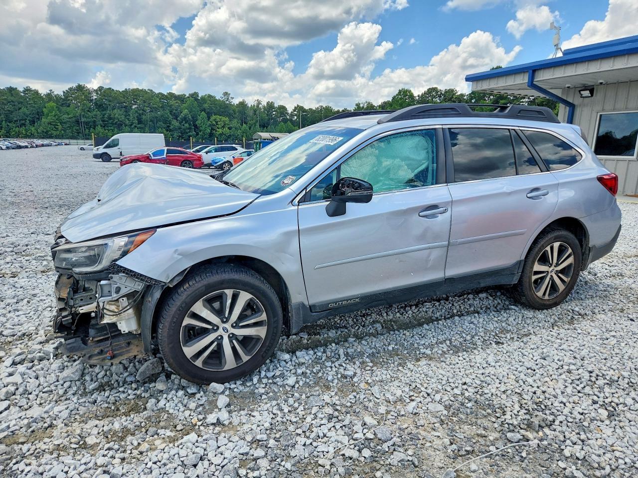 2018 SUBARU OUTBACK
