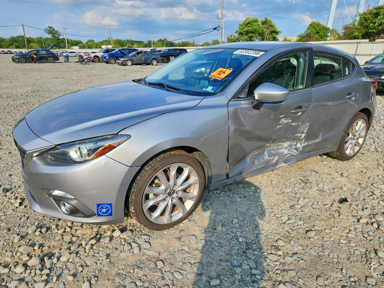 JM1BM1L33E1199085 · 2014 MAZDA 3
