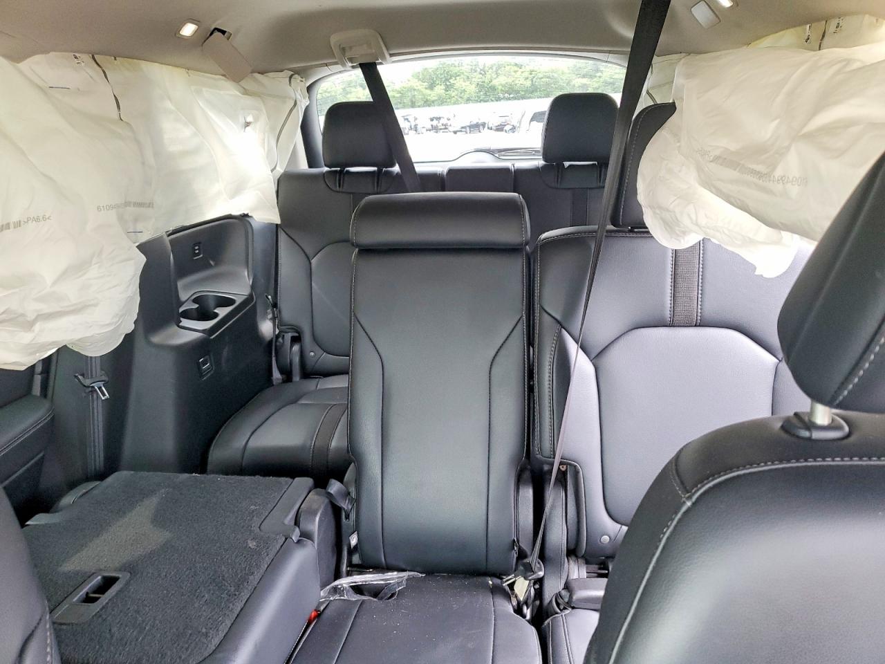 5FNYG1H40RB030402 · 2024 HONDA PILOT · 10/13