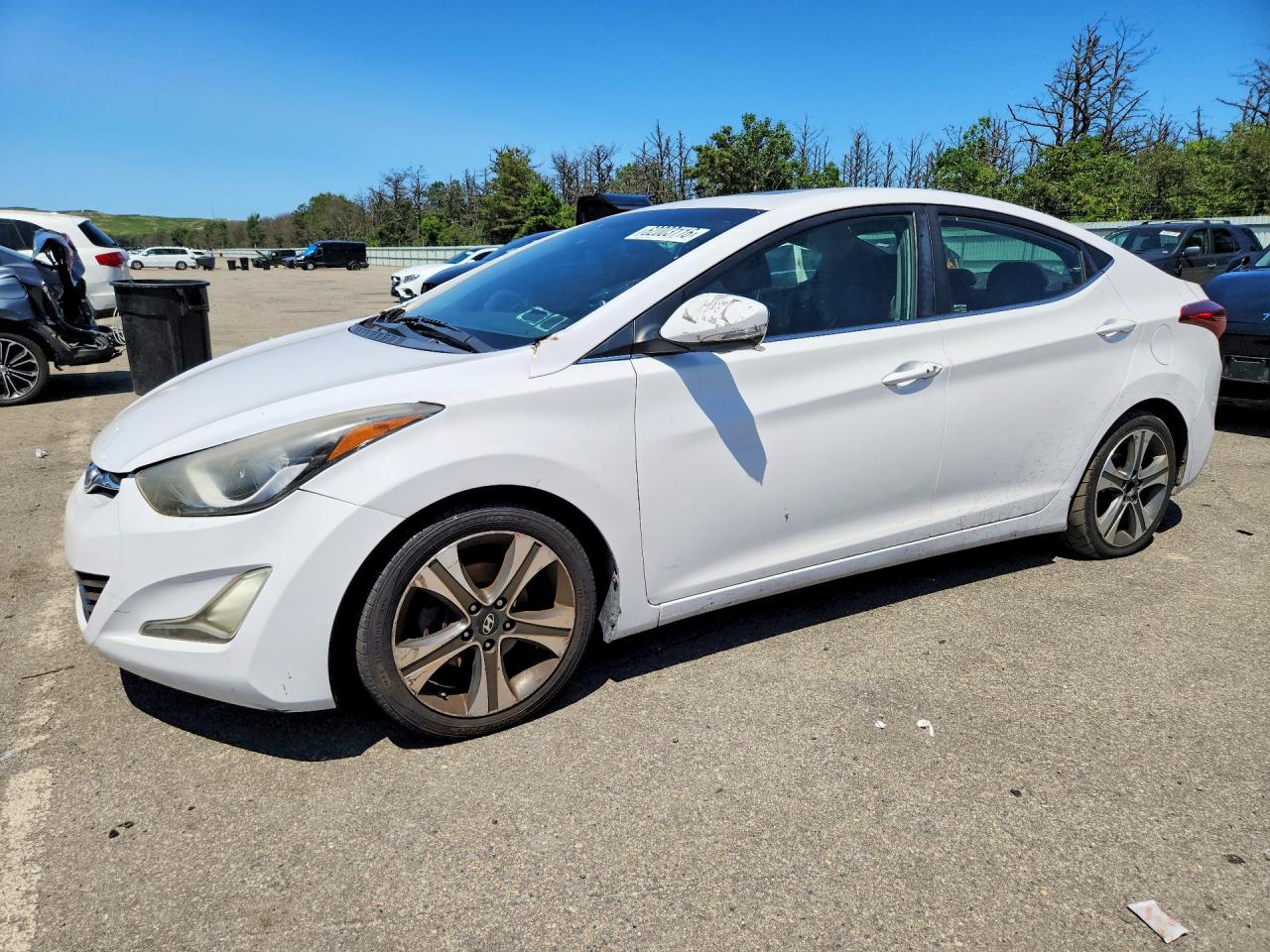 KMHDH4AH1FU251368 · 2015 HYUNDAI ELANTRA