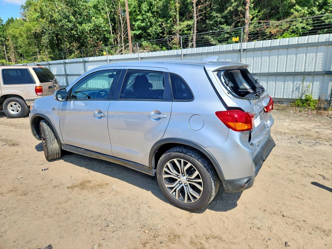 JA4AP3AW4HZ043889 · 2017 MITSUBISHI OUTLANDER SPORT · 2/12