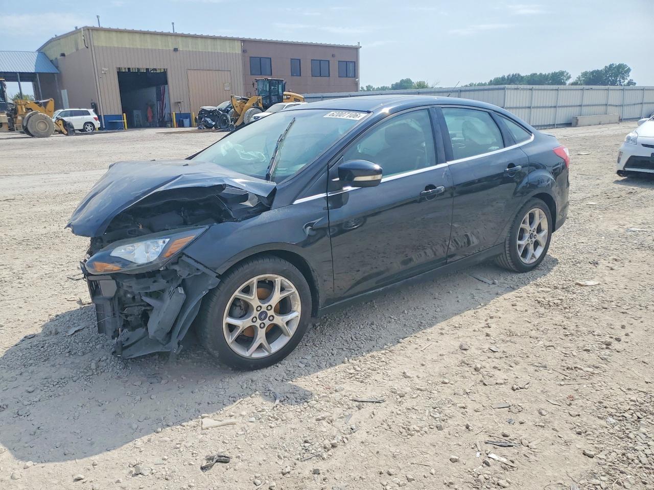 1FADP3J27DL262607 · 2013 FORD FOCUS