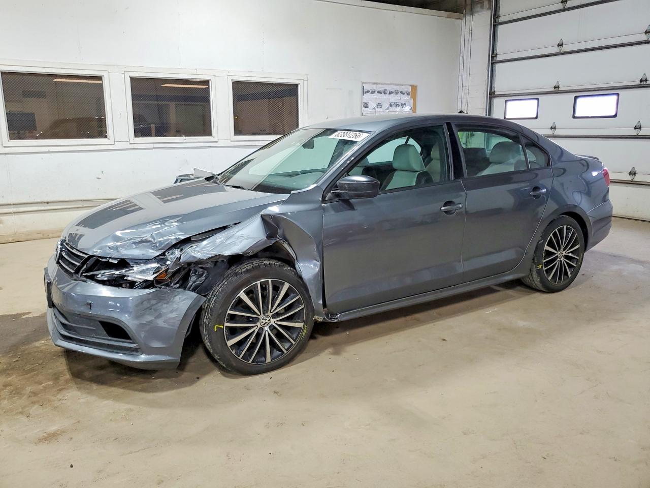 3VWD17AJ0GM371548 · 2016 VOLKSWAGEN JETTA