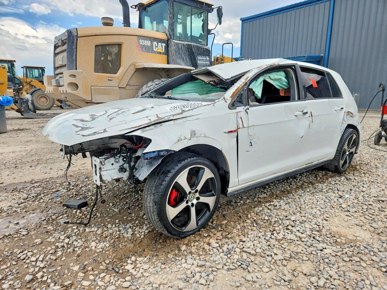 3VW447AU9JM294414 · 2018 VOLKSWAGEN GTI
