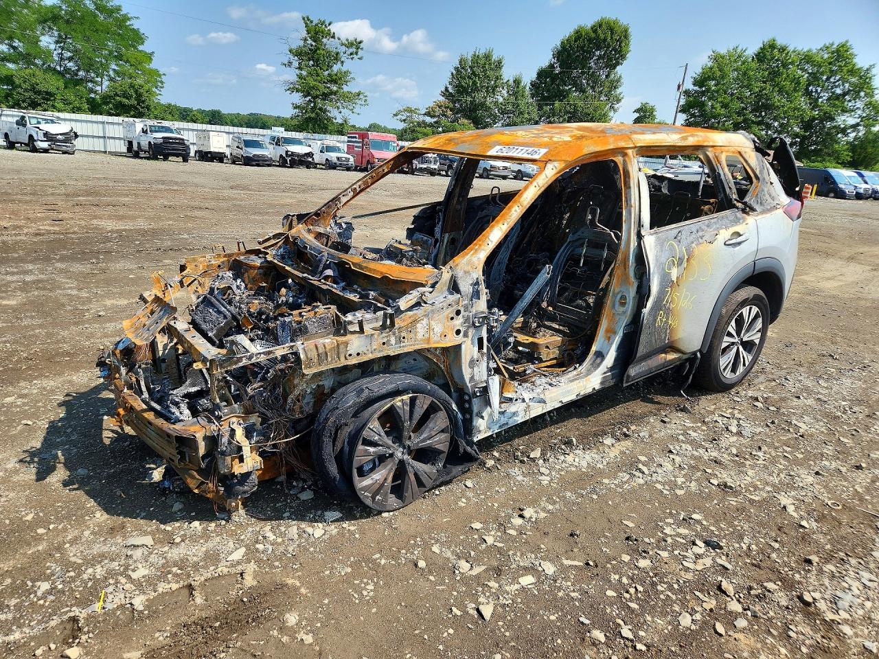 2022 NISSAN ROGUE