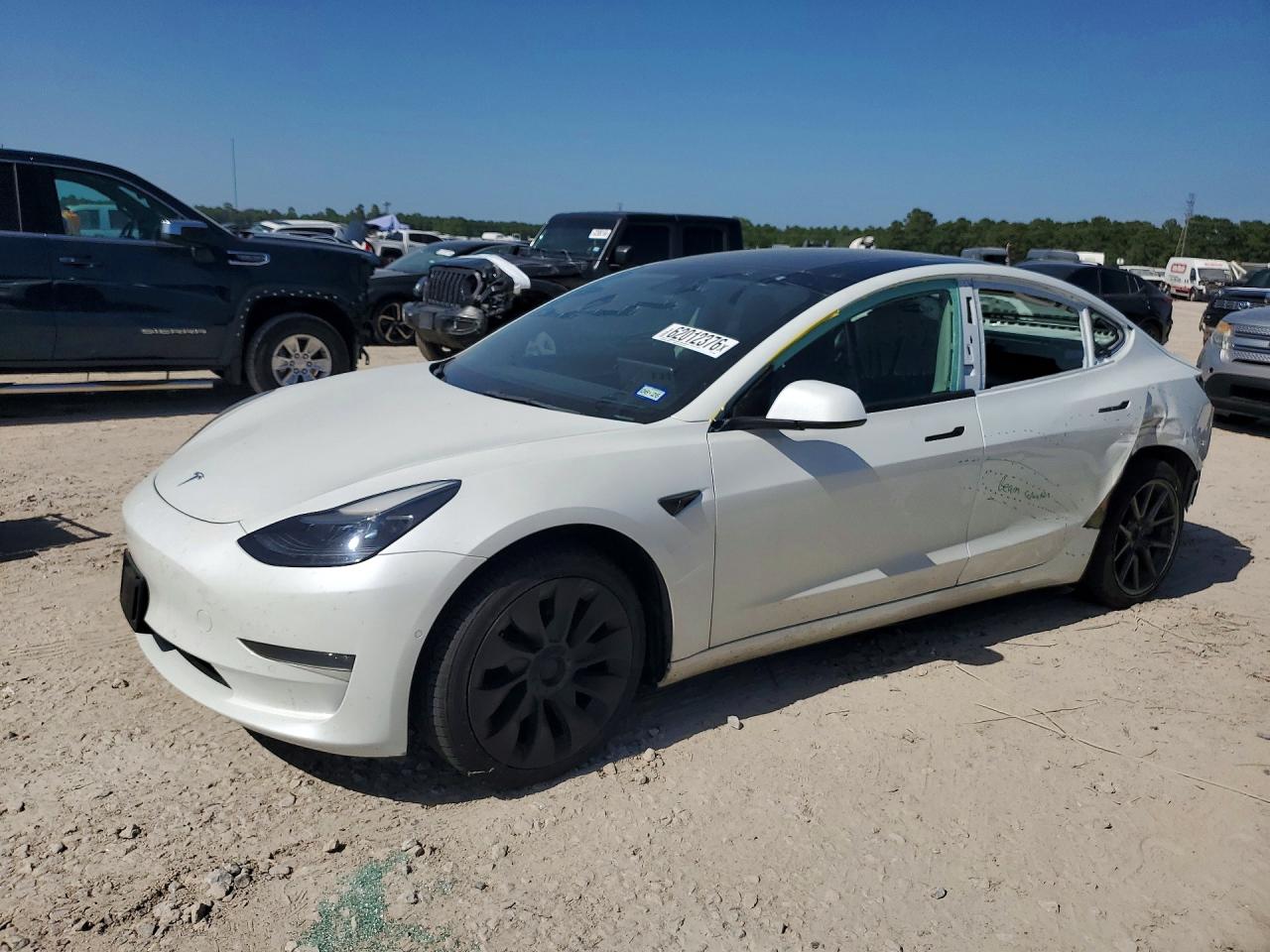 5YJ3E1EB6NF195920 · 2022 TESLA MODEL 3