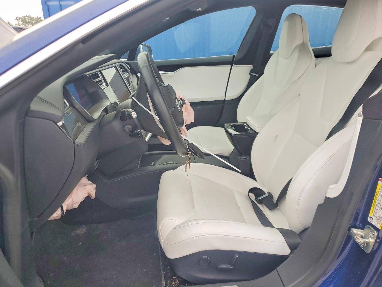5YJSA1E20HF227353 · 2017 TESLA MODEL S · 7/14
