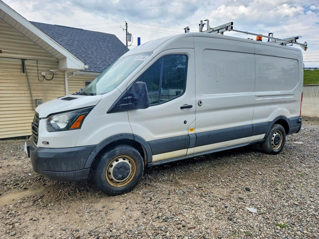1FTYE2CV4GKB15609 · 2016 FORD TRANSIT