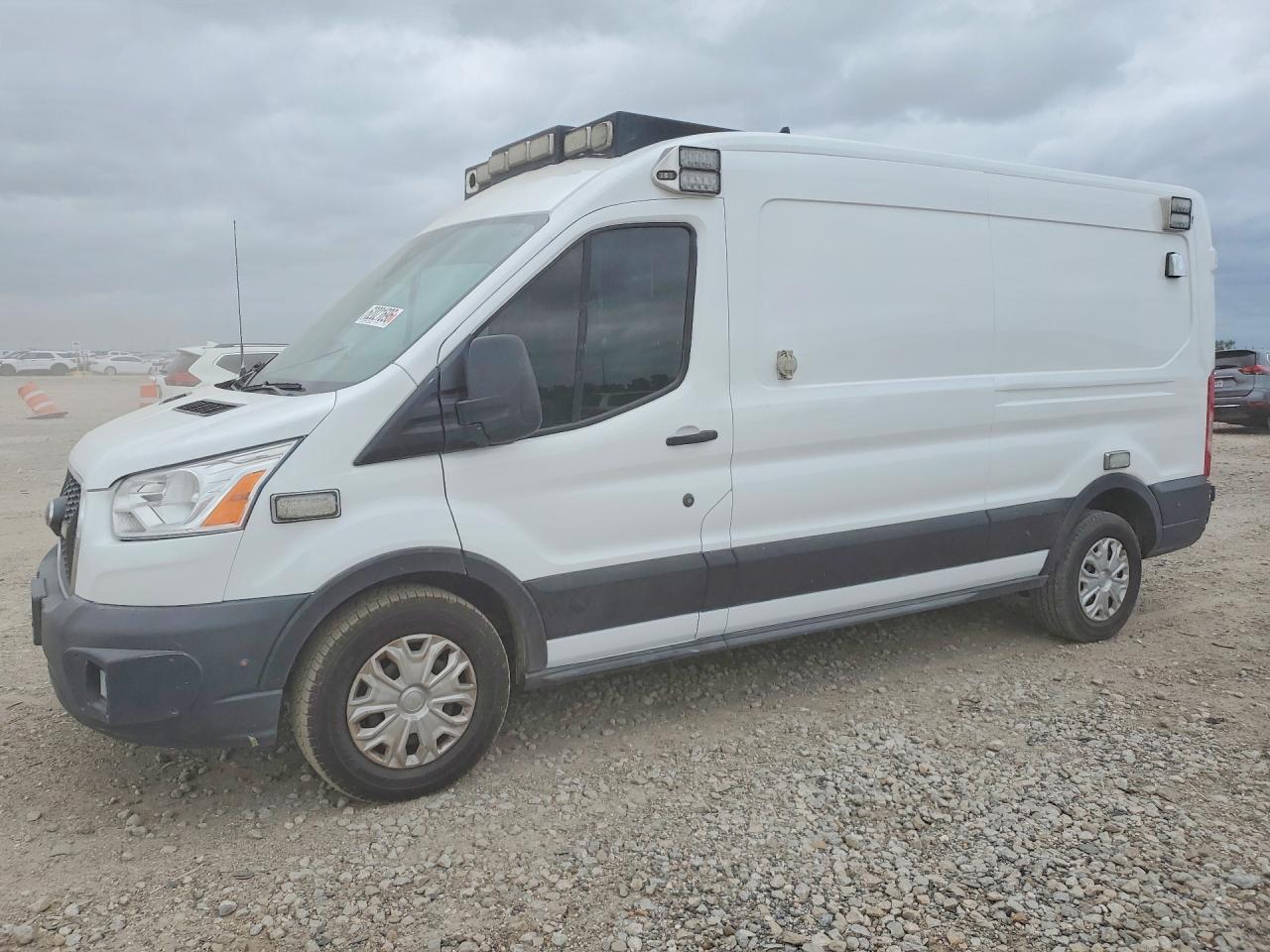 1FDBR1CG7NKA72933 · 2022 FORD TRANSIT