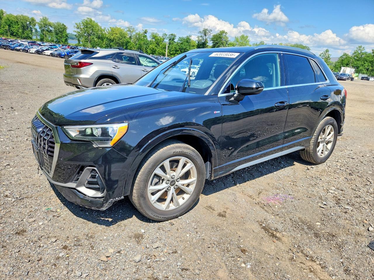 WA1DECF34N1066729 · 2022 AUDI Q3