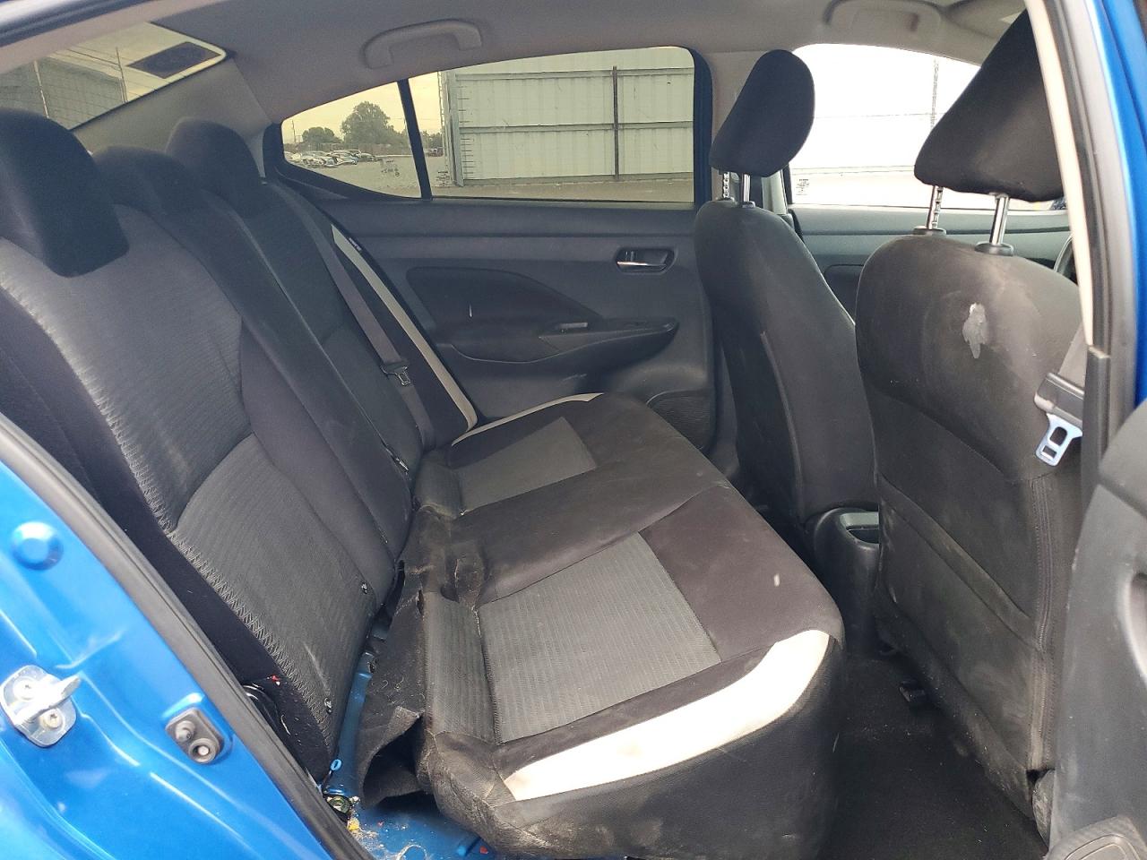 3N1CN8EV5ML826095 · 2021 NISSAN VERSA · 10/13