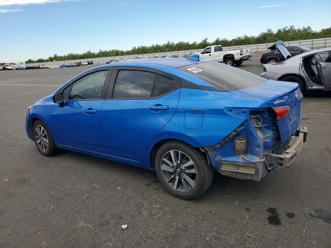 3N1CN8EV5ML826095 · 2021 NISSAN VERSA · 2/13